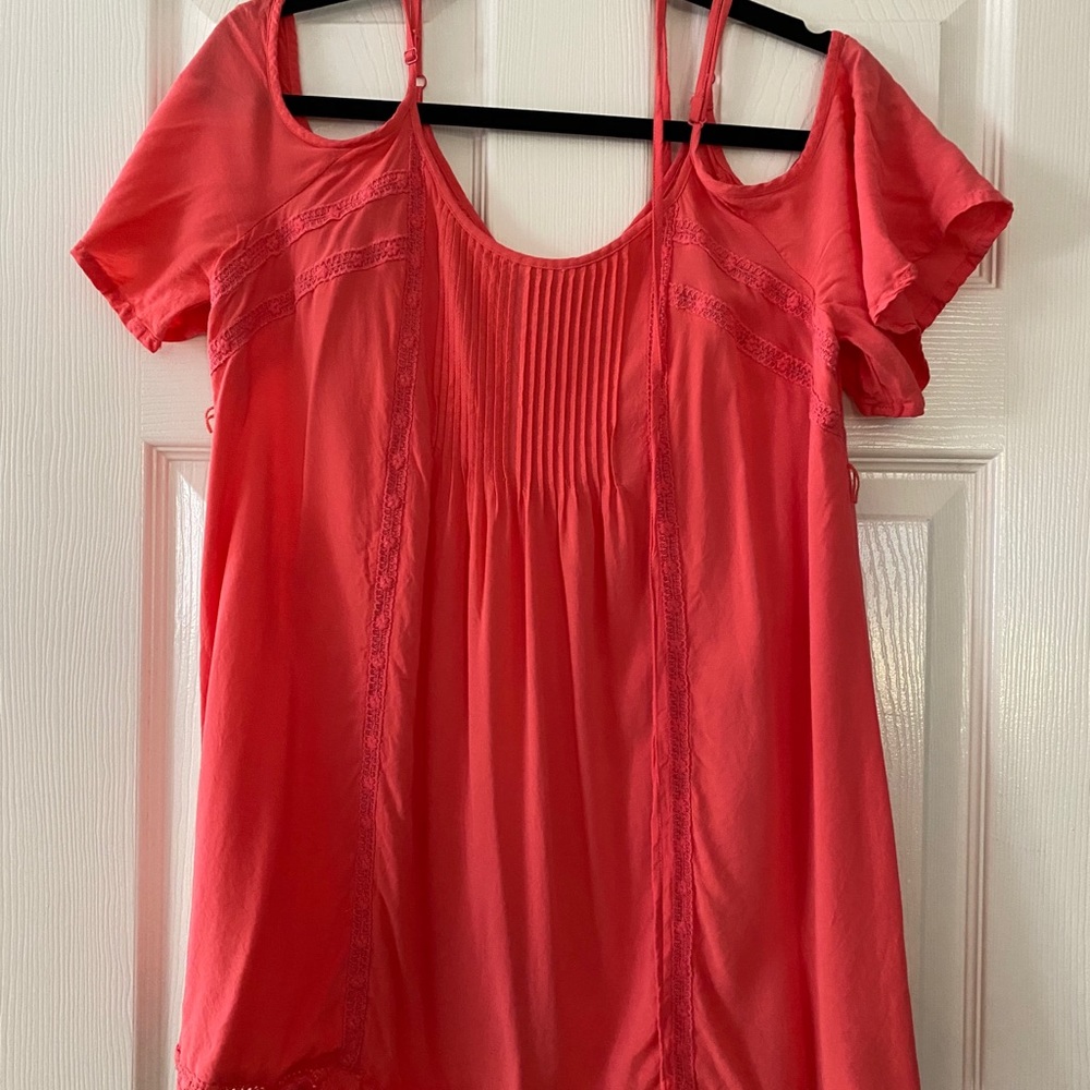 Jessica Simpson Maternity Top - Medium